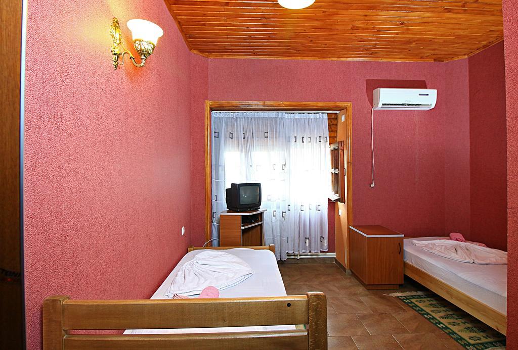 Babilina Hotel Tbilisi Exterior photo