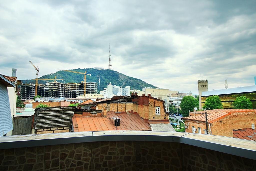 Babilina Hotel Tbilisi Exterior photo