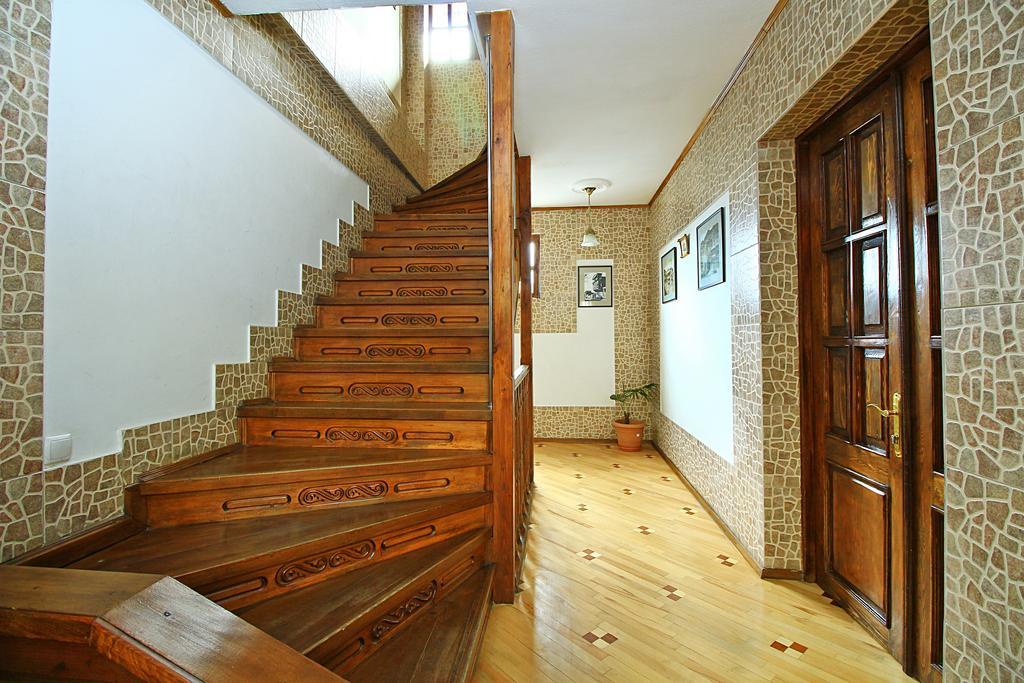 Babilina Hotel Tbilisi Exterior photo